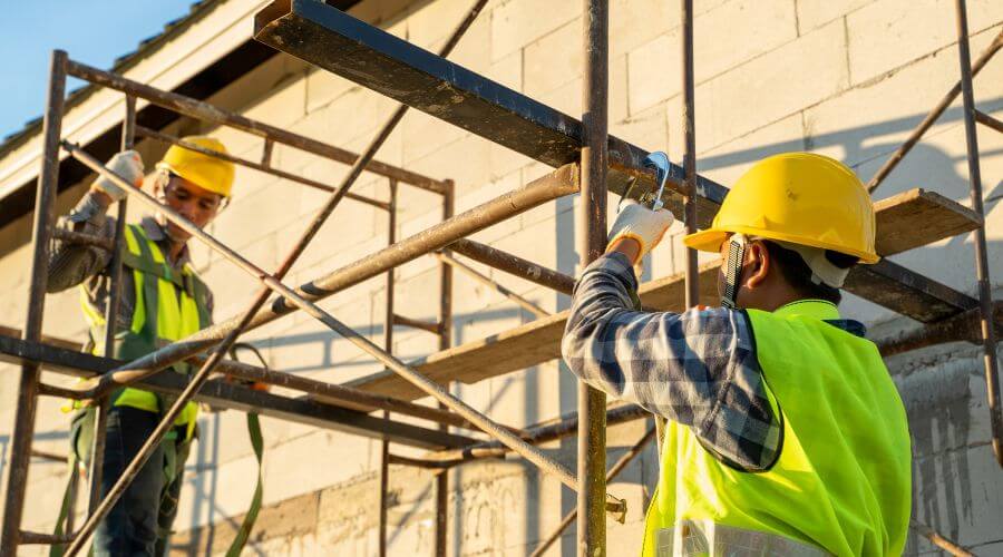 Professional residential roofers in Lynn, AL